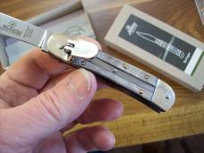 Hubertus Knife Solingen, Germany Small 08 Rare Brazilian Horn 5 3/4 " Open Lilyput NIB