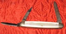 NEW YORK (Hammer Brand) 3 bl whittler w/pearl scales Pat # 3157