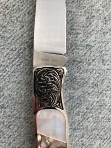 Vintage HANWEI(Paul Chen) ROCK CREEK ACADIA Interframe Pearl/Abalone Engraved, Lockback Folder - MIB