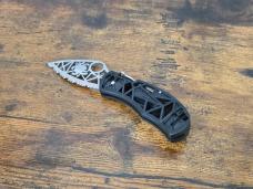 VINTAGE *RARE* SPYDERCO C35 Q SERRATED CUTOUT BLADE FOLDING KNIFE W/CLIP!