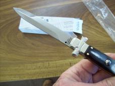 A. G. A. Campolin Maniago, Italy Maltese Cross Bayonet 9 Incher Lockback W/Brazilian Horn UNUSED!