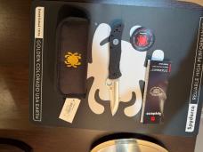 SPYDERCO Starmate, Bob Terzuola, G-10 Scales LinerLock CPM 20CV Steel, C55G20CVP