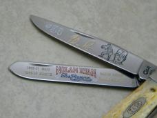 Case XX USA 7 Dot (1993) Burnt White Bone BW6254 Nolan Ryan "The Express" Trapper Knife NIB