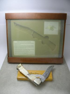 Parker Brothers Chattanooga TN Japan Bone Old Rough and Ready Folding Lockback Knife amp Plaque NIB