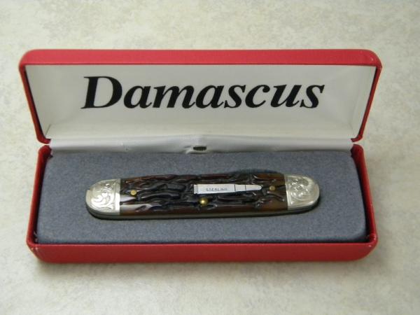 Remington USA Bone R-4353-D 2000 Damascus Silver Bullet Muskrat Knife NIB Remington USA Bone R-4353-D 2000 Damascus Silver Bullet Muskrat Knife NIB