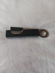 RINGED GRAVITY KNIFE