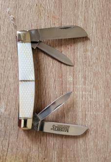  Marble's White River Pearl Large 4-blade Congress Knife with Pouch Model #125