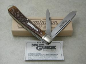Remington UMC USA 1995 R1273 Delrin Master Guide Banana Trapper Knife in Box