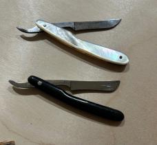 2 vintage corn razors