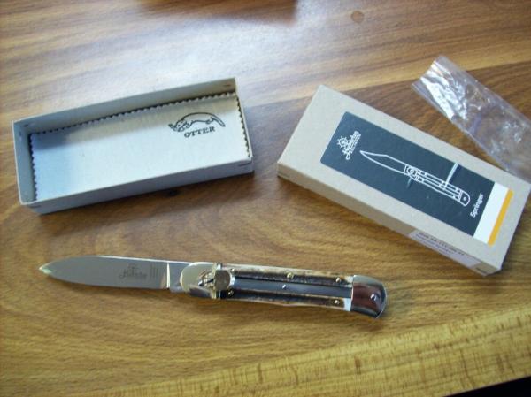 Hubertus Knife Solingen, Germany Large Size 11 Spear-Point Blade Genuine Stag/Antler NIB Hubertus Knife Solingen, Germany Large Size 11 Spear-Point Blade Genuine Stag/Antler NIB