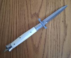 9" White Rizzuto Estileto Milano Excellent!