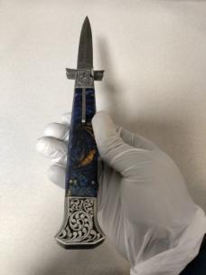 13 inch Damascus Bat Wing Swinguard 