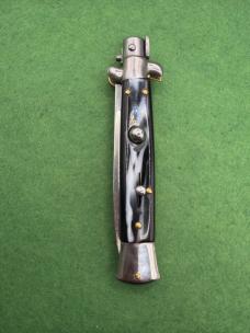 9” Vintage Made Italy Simulated Horn Swivel