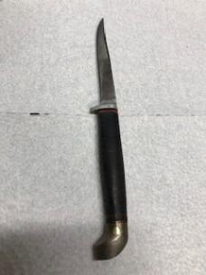  KINFOLKS USA 933 Small Leather Handle Fixed Blade Knife And A Sheath