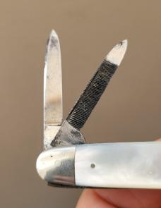 Rare 3 3/8" Curtin & Clarck Pearl Congress, Made in Germany