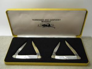 Frank Buster Germany Pearl Tenn amp Kentucky Muskrat Knives in New Display Box