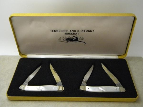 Frank Buster Germany Pearl Tenn. & Kentucky Muskrat Knives in New Display Box