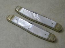 Frank Buster Germany Pearl Tenn. & Kentucky Muskrat Knives in New Display Box