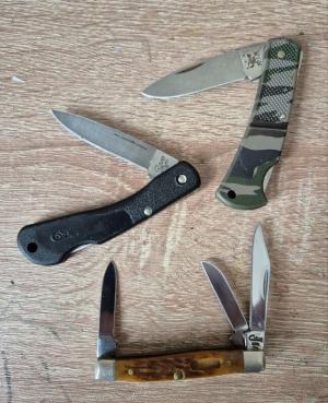 Lot of Three Case XX USA Pocket Knives , 6333 SS, 225 L SS, 059L SS