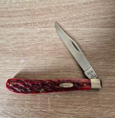 4 1/8"Case XX USA Red Bone R61048 SS  Slimline Trapper Farmers Jack Knife. 1985 