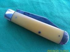 Vintage Remington  R-155 Yellow Reg Jack Knife