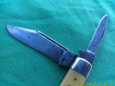 Vintage Remington  R-155 Yellow Reg Jack Knife
