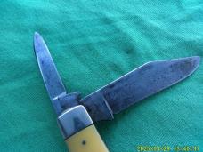 Vintage Remington  R-155 Yellow Reg Jack Knife