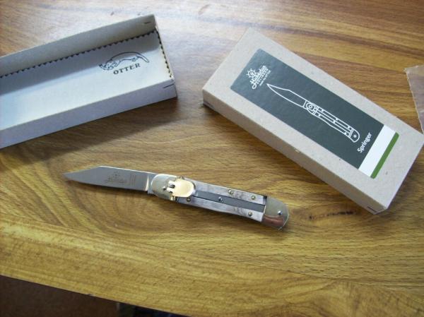 Hubertus Knife Solingen, Germany Small 08 Rare Brazilian Horn 5 3/4 " Open Lilyput NIB