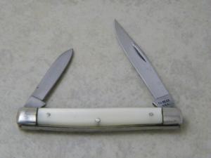 Case XX USA 9233 Imitation Pearl Pen Knife 1965-69