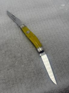 Great Eastern Cutlery USA Northfield UN-X-LD Muskrat Yellow Rose (71)