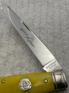 Great Eastern Cutlery USA Northfield UN-X-LD Muskrat Yellow Rose (71)