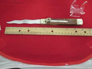 Hubertus Wood Handle #12 with Kris Blade