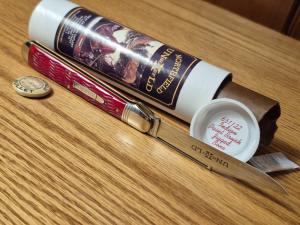 Great Eastern Cutlery jigged red bone GEC 65. New, Mint condition. GEC # 651122
