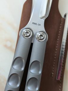 Rare Vincenzo Fiore 7400B Balisong!