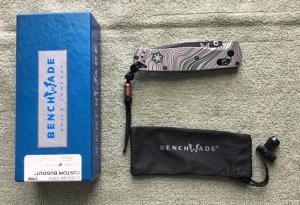 Benchmade CU535-BK-S30V Custom Bugout Knife Titanium Mandalorian Handle| New