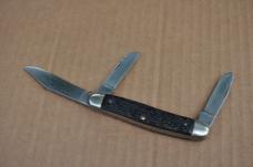 Kutmaster Utica NY USA 4" Closed Jiged Black Stockman All Blades Snap Brass liners Brass Bolsters