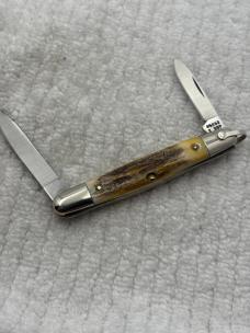 Case XX 1980 10 Dot 05263 R SSP 2 Blade Pocket Knife With Bail (#139)