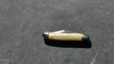 Imperial Knife Co. 1941 Factory Mint 1 1/2" Closed Cracked Ice 1 Blade Mirror Polished Cigar Shaped