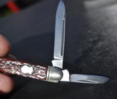 Boker USA 9023 Cigar Jack 2 Blade Jigged Red Bone Long Pull Slight Use Ringed Bolsters 