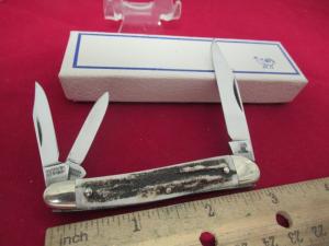 Hen & Rooster Stag Small Whittler