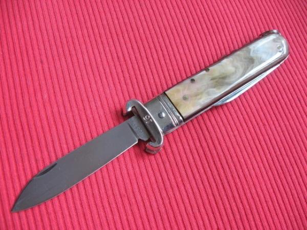 VINTAGE ROSA V. MANIAGO INOX STAMPED ITALIAN MANUAL SHELL PULLER KNIFE