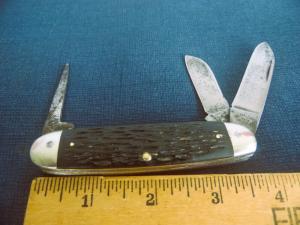 PAL CUTLERY CO USA 3-1/2" JIGGED SCALES BRASS LINER STOCKMAN USED AND A RELIC FOR THE OWNING