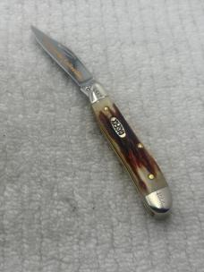Case XX USA 2001 9 Dot 5220 2 Blade Red Stag Peanut Pocket Knife (111)