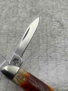 Case XX USA 2001 9 Dot 5220 2 Blade Red Stag Peanut Pocket Knife (111)