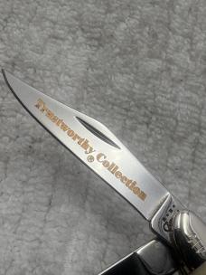 Case XX USA 2001 9 Dot 5220 2 Blade Red Stag Peanut Pocket Knife (111)