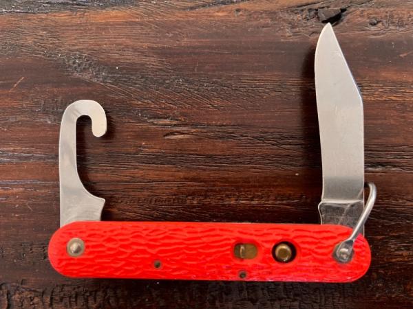 VINTAGE ORANGE CAMILLUS MC-1 PARATROOPER POCKET KNIFE VINTAGE ORANGE CAMILLUS MC-1 PARATROOPER POCKET KNIFE