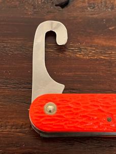 VINTAGE ORANGE CAMILLUS MC-1 PARATROOPER POCKET KNIFE