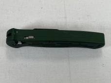 BENCHMADE USA 9050 Drop Point Combo Green Push Button Automatic IN SHEATH