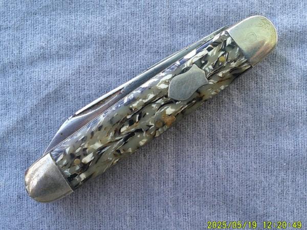 Unmarked Multi Colored Celluloid Cattle Knife Unmarked Multi Colored Celluloid Cattle Knife