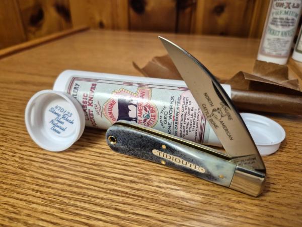 Great Eastern Cutlery 470123 Viper, Stone Wash Blue Natural Bone. Brand New, Mint in Original Tube. Great Eastern Cutlery 470123 Viper, Stone Wash Blue Natural Bone. Brand New, Mint in Original Tube.